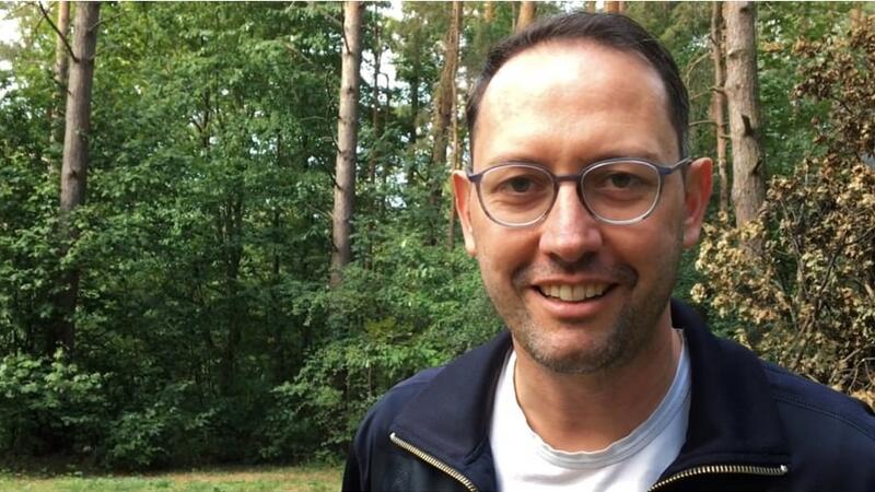Marketing Direktor von Zeiss berichtet über seine SMILE-Augenlaser-OP.